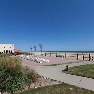 Wyndham Virginia Oceanfront Otel